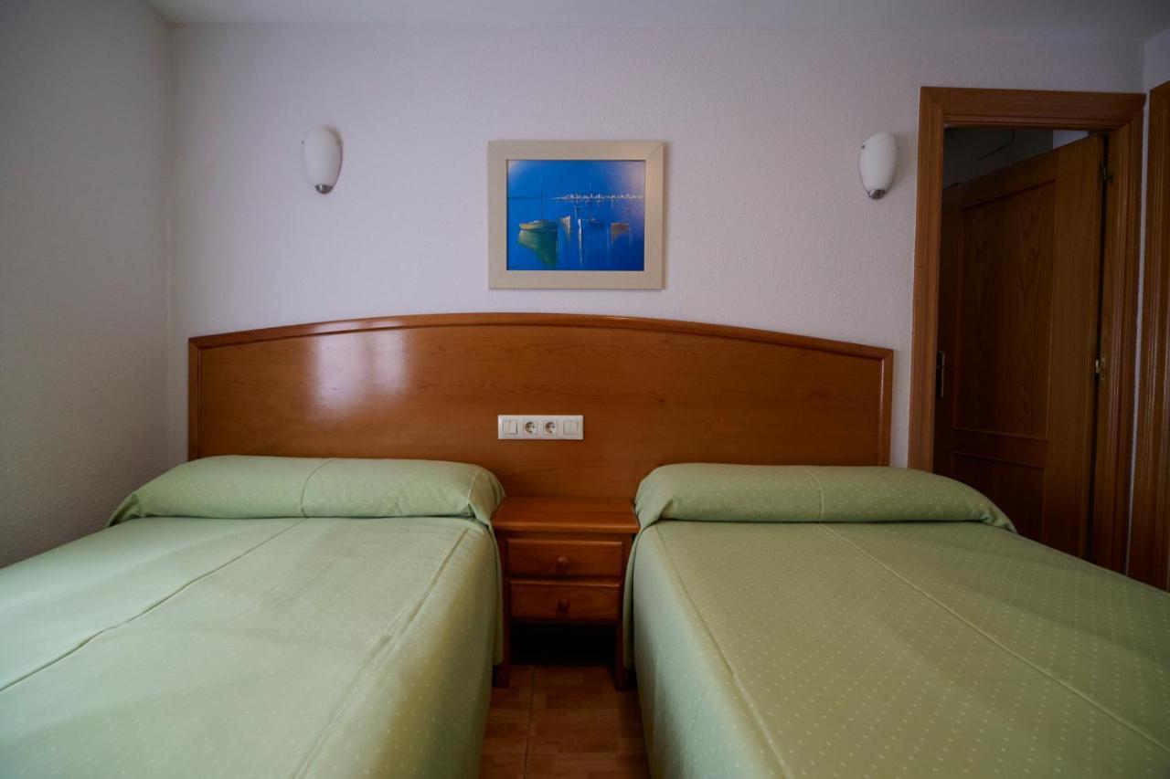 Pension Serafin Aviles Exterior photo